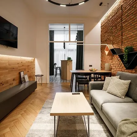 Ka'Yana Apartments - Restored Luxury In The Heart Of The Old Town, Near Black Church, Council Sq Braşov Esterno foto