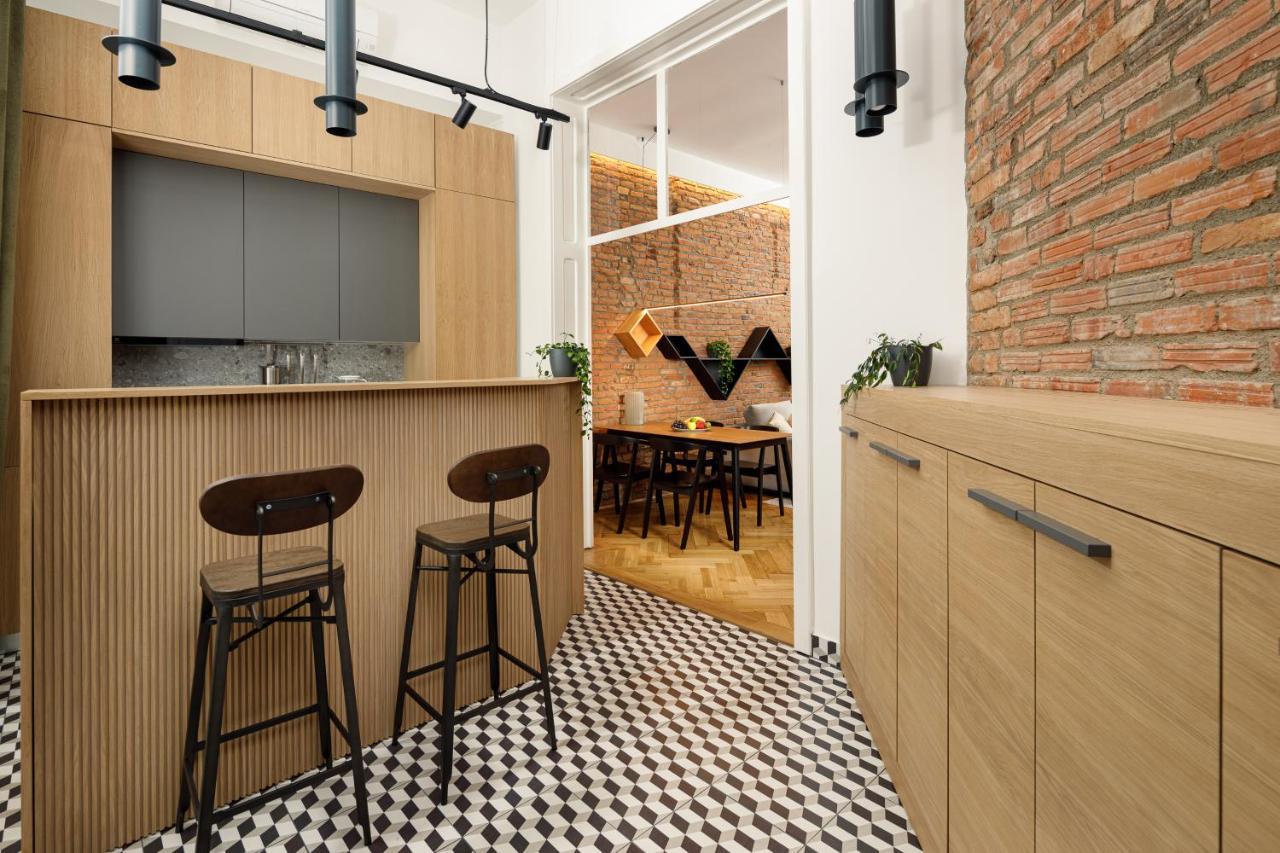 Apartment Ka'yana - Restored Luxury In The Heart Of The Old Town, Near Black Church, Council Sq