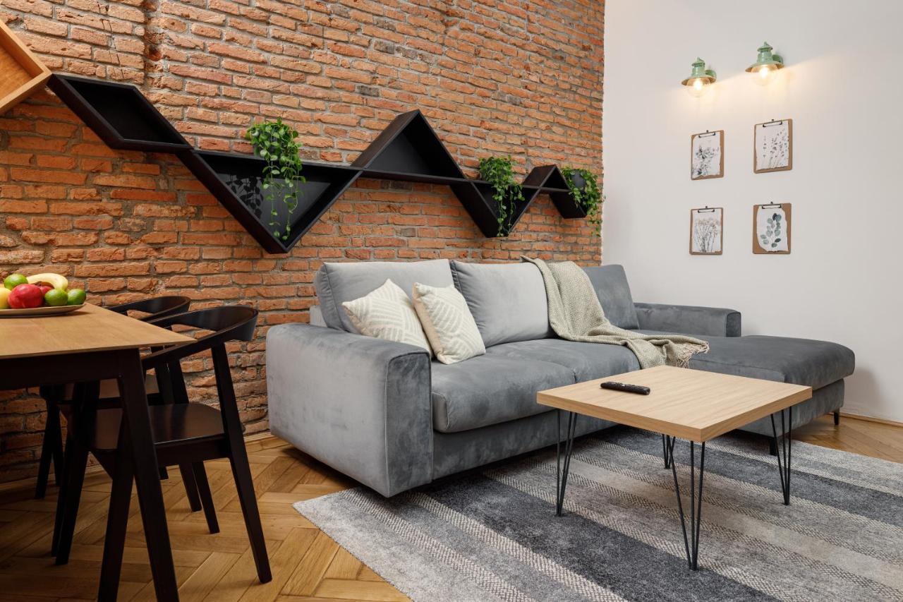 Apartment Ka'yana - Restored Luxury In The Heart Of The Old Town, Near Black Church, Council Sq *